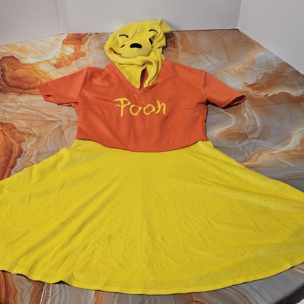 Disney Winnie the Pooh Spirit Halloween Costume Adult Medium 8-10 Hooded Dress